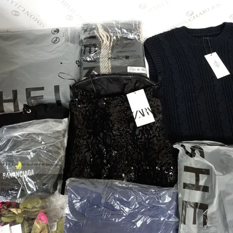 LARGE BOX OF ASSORTED BAGGED AND UNBAGGED CLOTHING TO INCLUDE ZARA, STRADIVARIUS AND SHEIN
