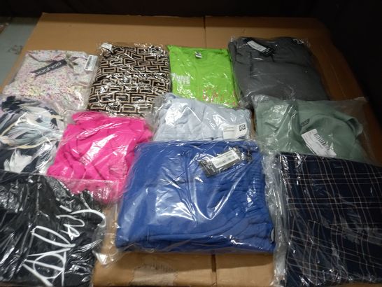 LARGE QUANTITY OF ASSORTED BAGGED CLOTHING ITEMS 