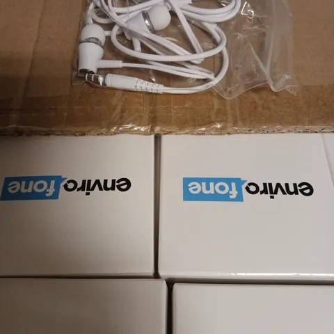 BOX OR APPROX. 500 STEREO EARPHONES WITH MIC IN WHITE  