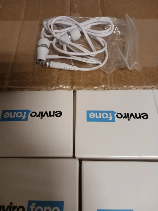 BOX OR APPROX. 500 STEREO EARPHONES WITH MIC IN WHITE  