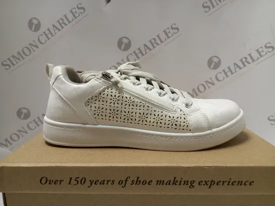 BOXED CUSHION WALK LASER CUT ZIP TRAINERS, IVORY - SIZE 6 