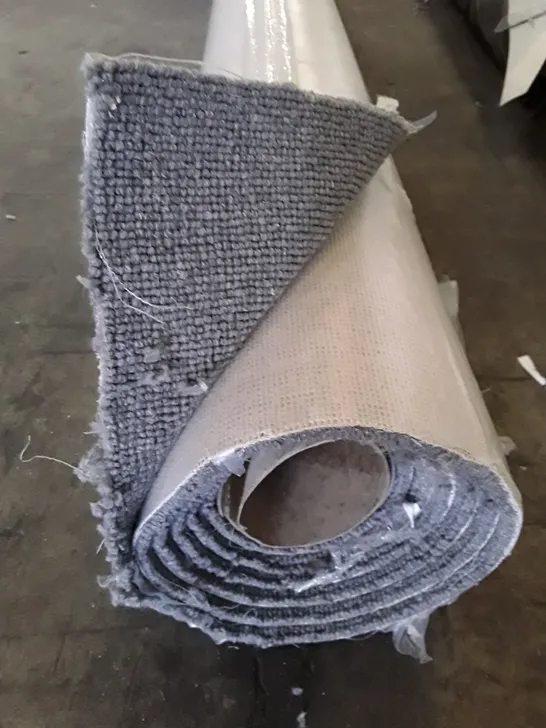 ROLLED AND WRAPPED QUALITY GREY CARPET - LENGTH 2.8M WIDTH 4M