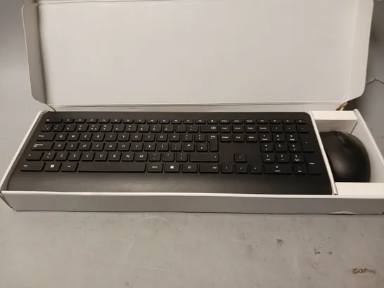 MICROSOFT WIRELESS 900 DESKTOP - KEYBOARD AND MOUSE