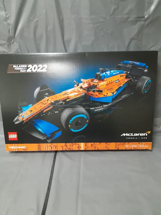 BOXED LEGO TECHNIC MCLAREN FORMULA 1 RACE CAR 2022 (42141) RRP £169.99