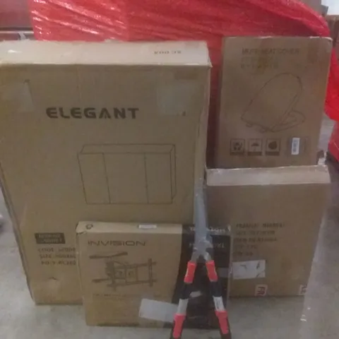 PALLET OF ASSORTED ITEMS INCLUDING MIRROR CABINET, TOILET SEAT, GARDEN SCISSORS, MIRROR