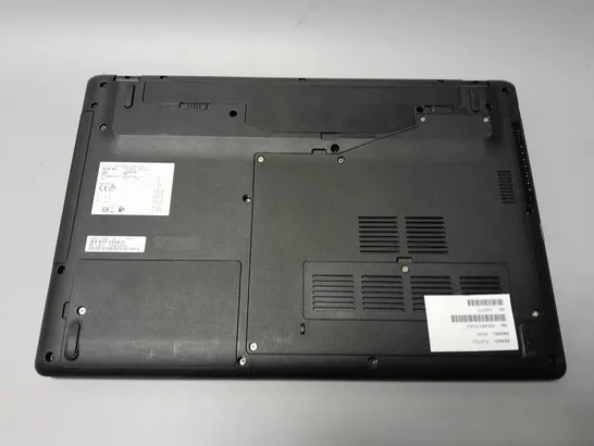 FUJITSU LIFEBOOK A555 LAPTOP 