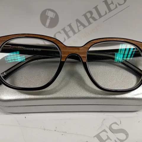 LONDON RETRO HANWELL LIGHT BROWN CRYSTAL/WOOD GLASSES 