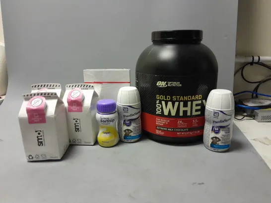 LOT OF ASSORTED FOOD ITEMS TO INCLUDE WHEY PROTEIN POWDER, FORTISIP COMPACT DRINK, ETC