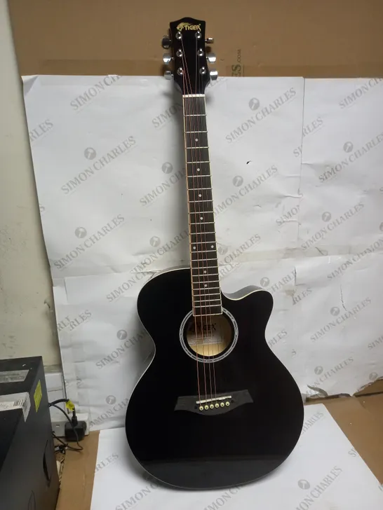 TIGER ACG1-BK SMALL BODY ACOUSTIC GUITAR FOR BEGINNERS GUITAR - BLACK