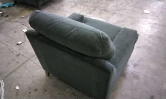 THE LOUNGE COMPANY DARK GREEN PLUSH VELVET ARMCHAIR 