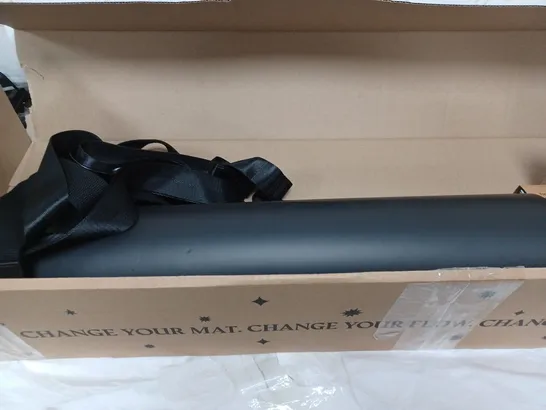 BOXED YOGI BARE YOGA MAT AND BLOCK BLACK