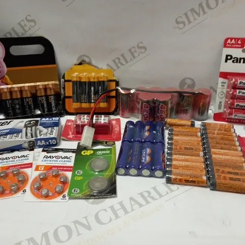 A LARGE QUANTITY OF ASSORTED BATTERIES TO INCLUDE DURACELL, PANASONIC, ENERGIZER, ETC 