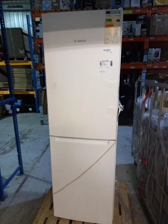 BOSCH KGN34NWEAG SERIE 2 FREESTANDING FRIDGE FREEZER, NO FROST, PERFECTFIT, MULTIBOX, SUPERFREEZE, MULTIAIRFLOW AND REVERSIBLE DOORS,