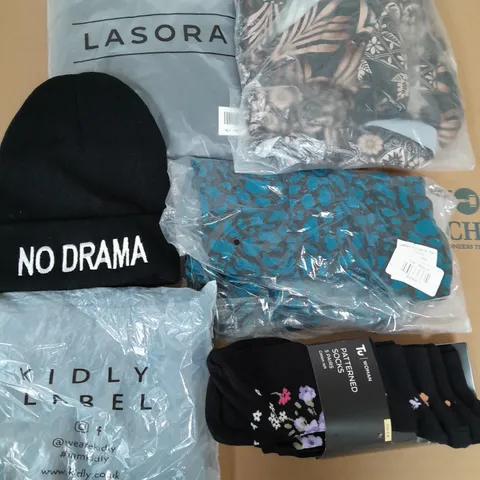 BOX OF APPROXIMATELY 10 CLOTHING ITEMS TO INCLUDE NO DRAMA BEANIE, PATTERNED SOCKS, TOPS ETC