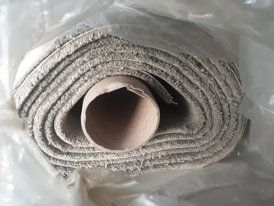 ROLL OF QUALITY VARIETY TRIALS CARPET 4.5M × 5M