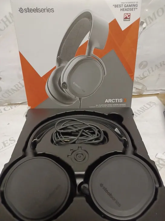 STEELSERIES ARCTIS 3 HEADPHONES