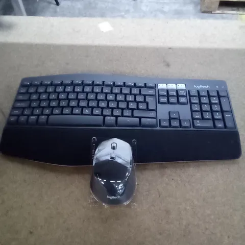 BOXED LOGITECH MK850 WIRELESS KEYBOARD AND MOUSE 