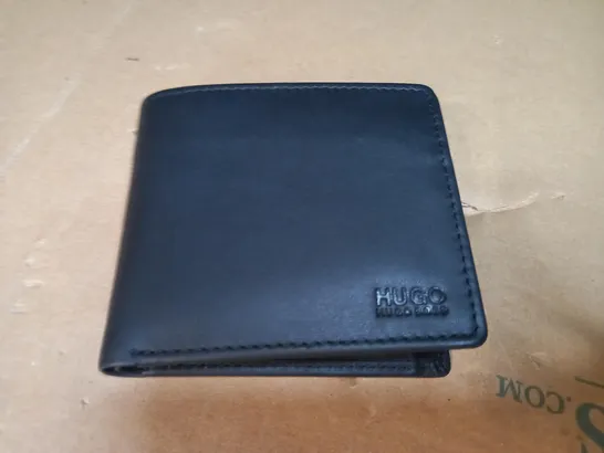 HUGO BOSS LEATHER WALLET IN BLACK