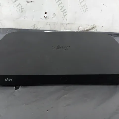 SKY Q BOX ES340D8