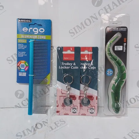 APPROXIMATELY 10 ASSORTED HOUSEHOLD ITEMS TO INCLUDE 3D SNAKE LURE, TROLLEY & LOCKER COIN, ERGO ALUMINIUM COMB, ETC