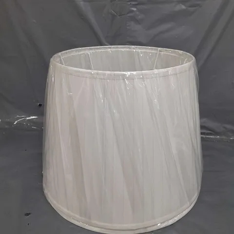 PLEATED WHITE LIGHT SHADE 