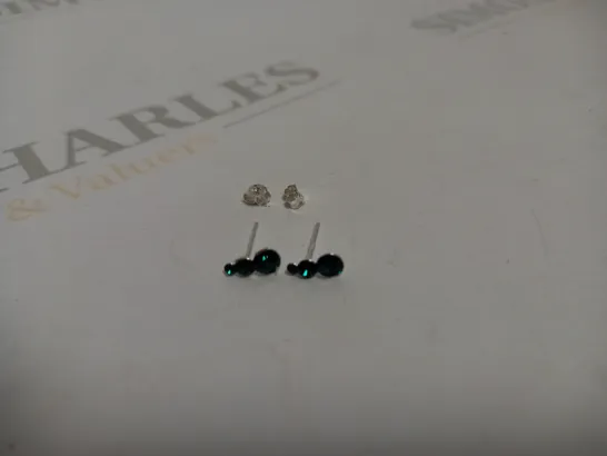 KINGSLEY SILVER EMERALD TREBLE DROP STUD EARRINGS 