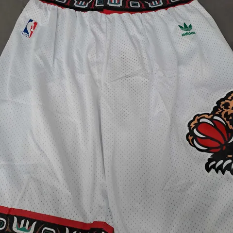 ADIDAS NBA CUBS SHORTS SIZE XL