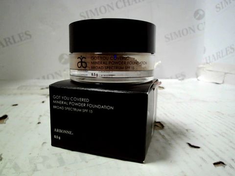 BOX OF APPROXIMATELY 94 ARBONNE - GOT YOU COVERED: MINERAL POWDER FOUNDATION. BROAD SPECTRUM SPF 15. ROSE