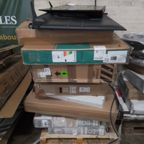 PALLET TO CONTAIN APPROX 13 X ASSORTED TVS. DAMAGED TVS FOR SPARES AND REPAIRS ONLY 