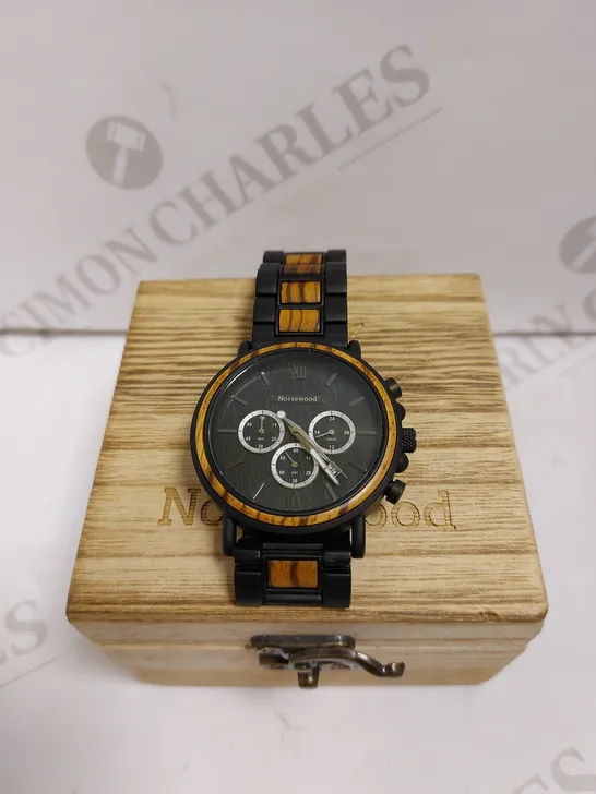 BOXED NORSEWOOD PERSONALISED BLACK WITH WOOD EFFECT WATCH