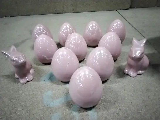 LOT TO CONTAIN 10 CERAMIC EGGS AND 2 CERAMIC BUNNY RABBITS 