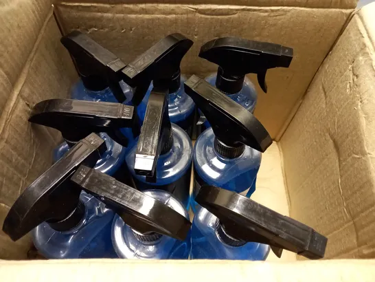 BOX OF APPROX 12 AUTO EXTREME RAPID DE-ICER 