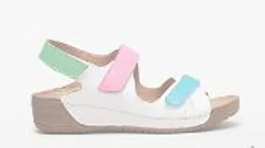 ADESSO DARIA LEATHER SANDAL TUTTI FRUITI SIZE 6