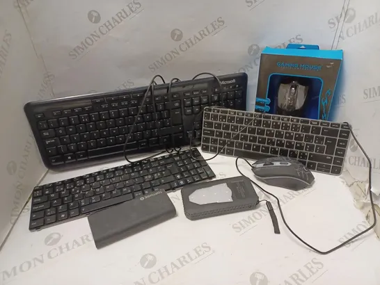 LOT OF APPROXIMATELY 25 ELECTRICALS TO INCLUDE KEYBOARDS, GAMING MOUSES, POWERBANKS, ETC