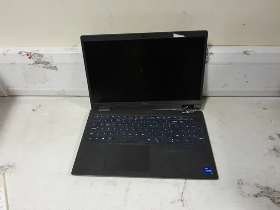 DELL LATITUDE 3520 LAPTOP