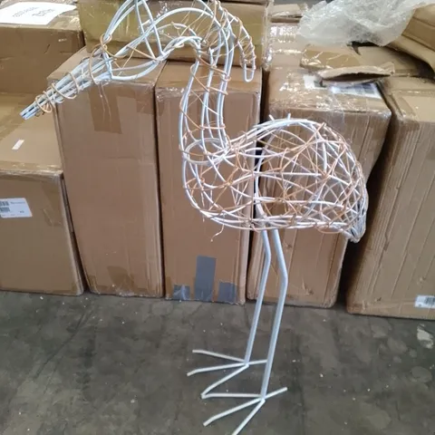 BOXED WIRE LED HERON FIGURE