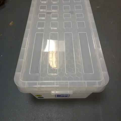 REALLY USEFUL BOX 134 LITRE WITH XL LID - COLLECTION ONLY 