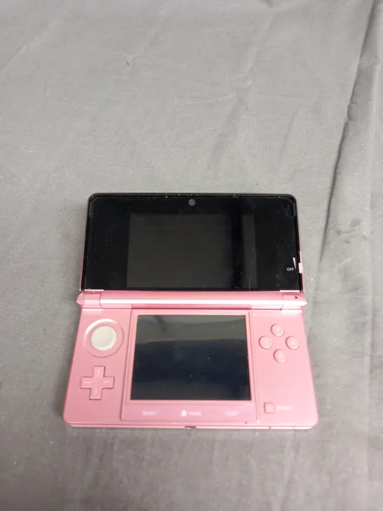 NINTENDO 3DS HANDHELD CONSOLE