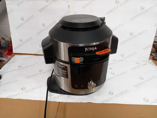 NINJA FOODI SMARTLID 7.5L MULTI COOKER & AIR FRYER RRP £270