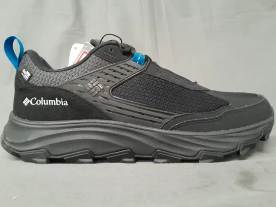 PAIR OF COLUMBIA SHOES IN BLACK UK SIZE 11