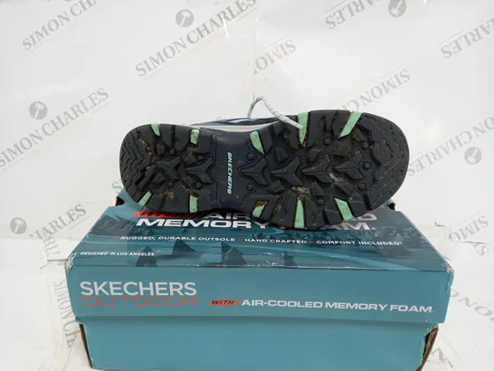 BOXED SKECHERS TREGO LOOKOUT POINT WATERPROOF HIKER SHOES, SLATE - SIZE 4