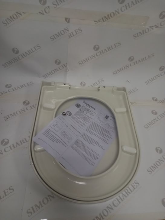 WOLTU 1 WHITE D SHAPE SOFT CLOSE QUICK RELEASE TOILET SEAT