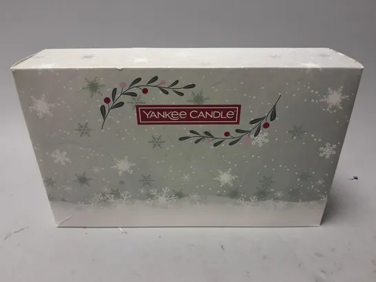 BOXED YANKEE CANDLE GIFT SET 12 FILLED VOTIVE CANDLES