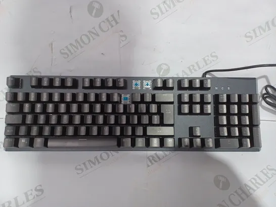 BOXED MECHANICAL GAMING KEYBOARD