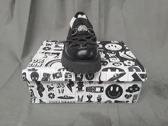 BOXED PAIR OF KOI VEGAN SILENT DUSK OWL PENTAGRAM LOAFERS IN BLACK UK SIZE 8