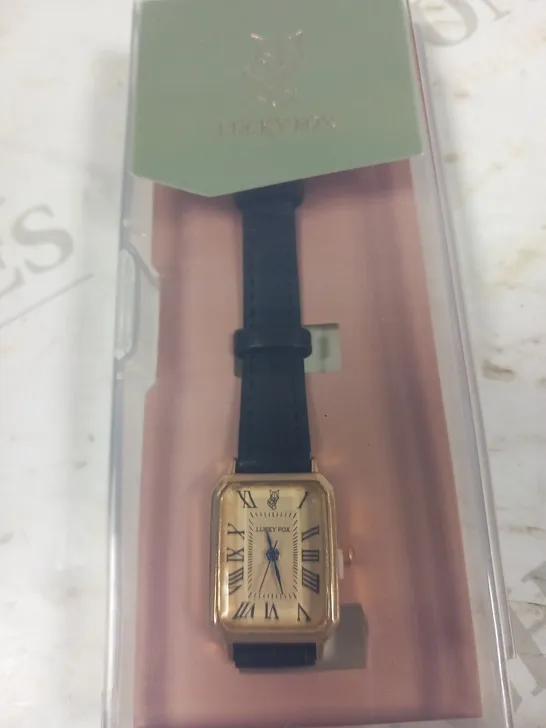 BOXED LUCKY FOX WRIST WATCH