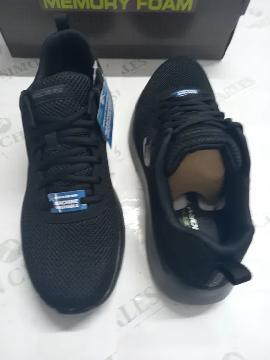 BOXED PAIR OF SKECHERS DYNAMIGHT 2 TRAINERS IN BLACK - 8