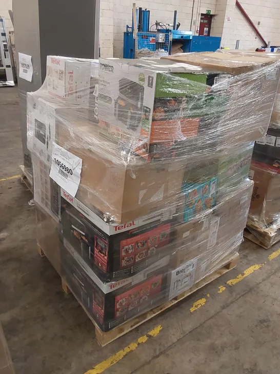 PALLET OF APPROXIMATELY 39 UNPROCESSED RAW RETURN HOUSEHOLD AND ELECTRICAL GOODS TO INCLUDE;