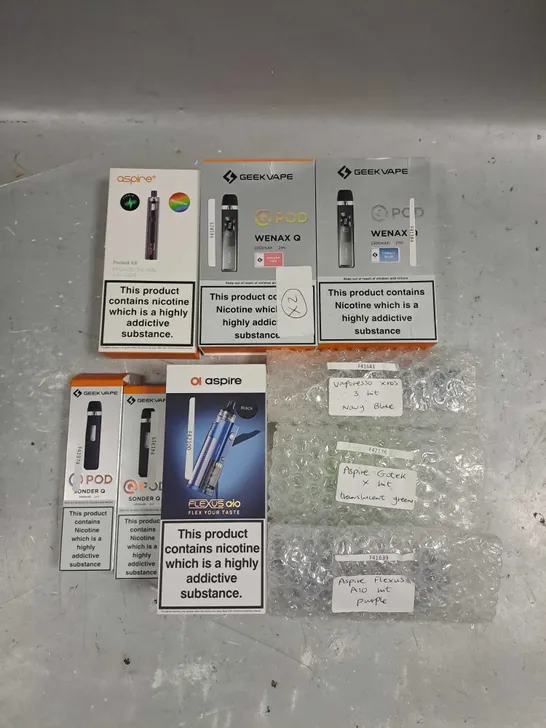 APPROXIMATELY 20 VAPES & E-CIGARETTES TO INCLUDE GEEKVAPE QPOD WENAX Q, ASPIRE FLEXUS AIO, GEEKVAPE SONDER Q ETC