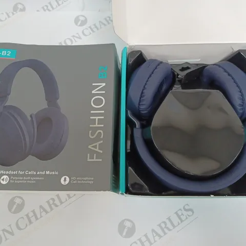 M2-B2 FASHION HEADPHONES